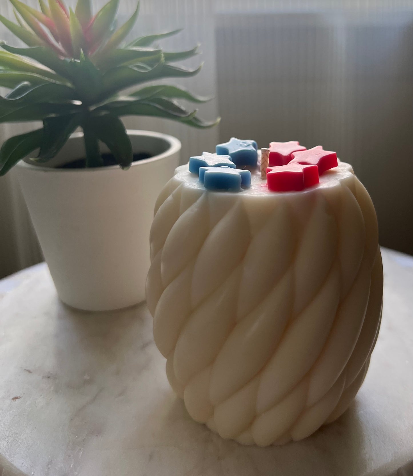 Twist candle